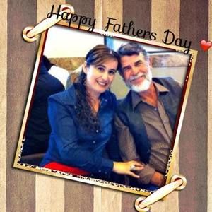 Meet your Posher, Dayanara